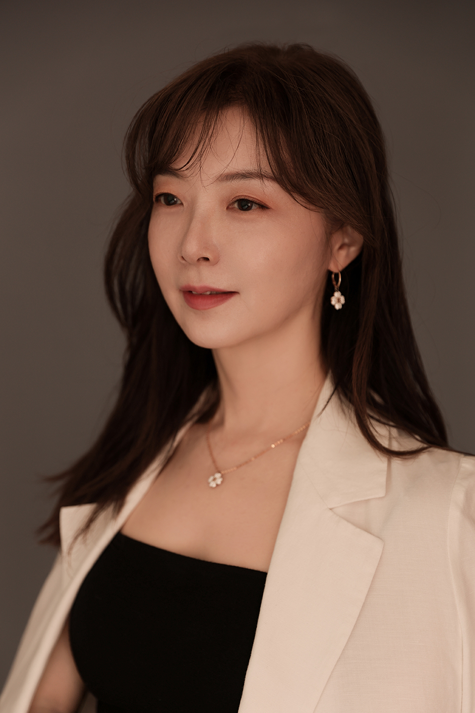 작가 신민정